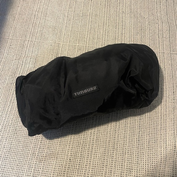 Packable Timbukt2 convertible duffel backpack - Picture 3 of 5